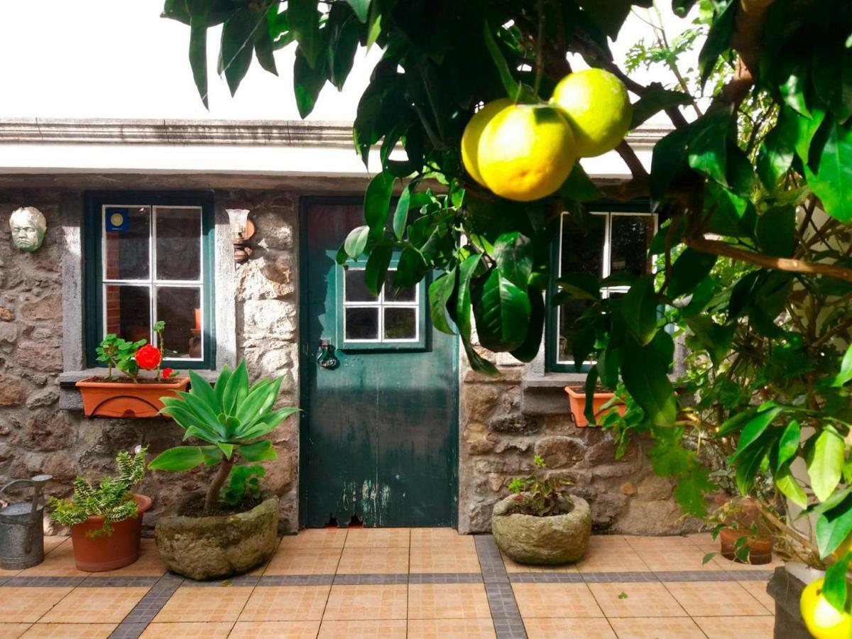 Quintal D'Angra Apartment Angra do Heroismo Exterior photo